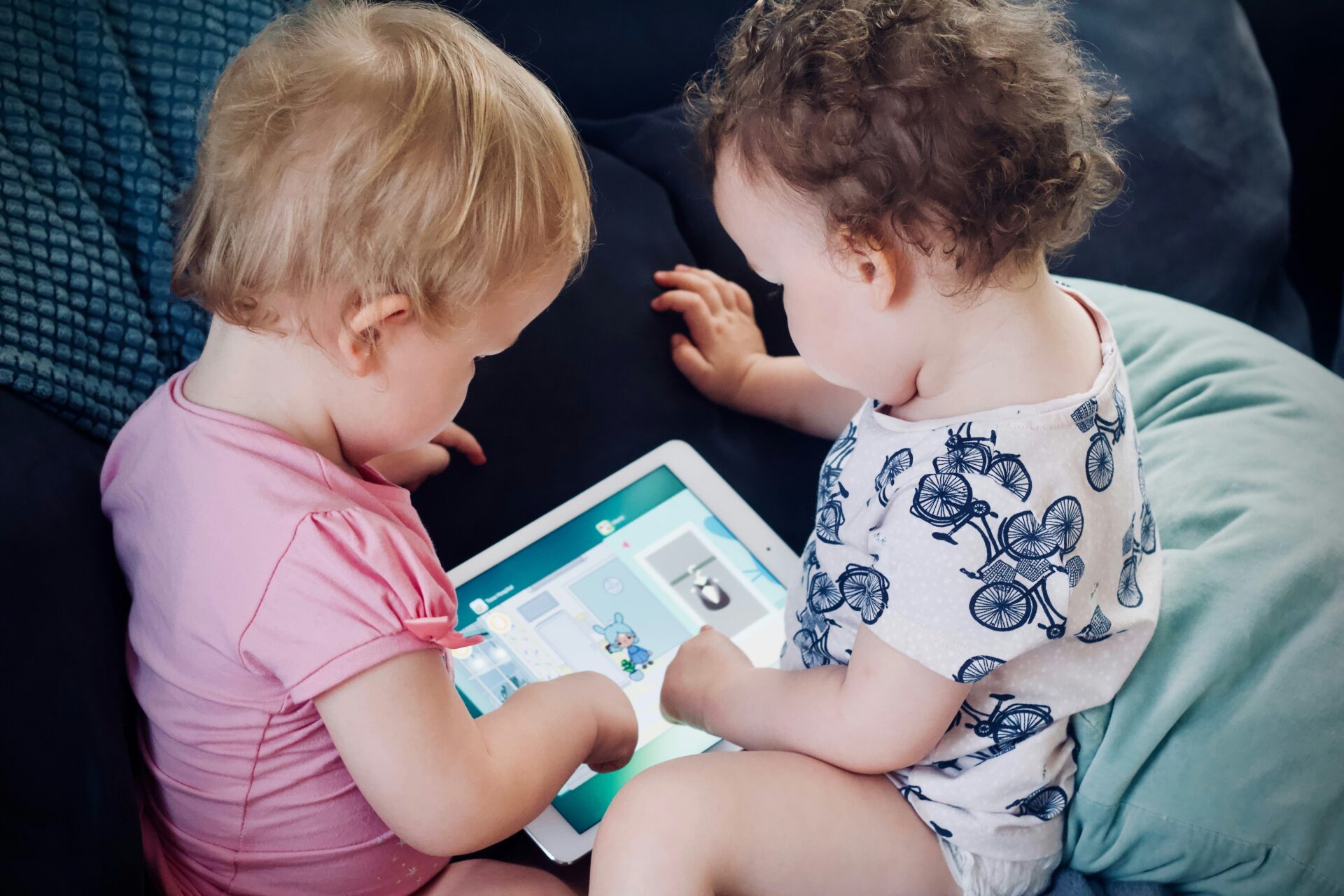 How to Create a Screen-Free Routine That Works for Your Family